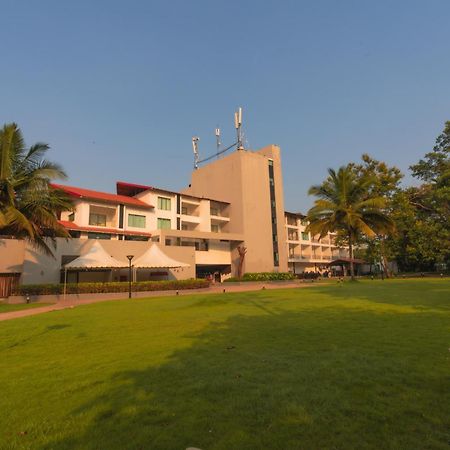 Signature Club Resort Devanahalli Exteriör bild